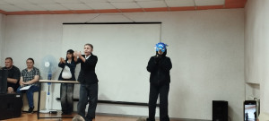 Шоу-пародия «Точь-в-точь»